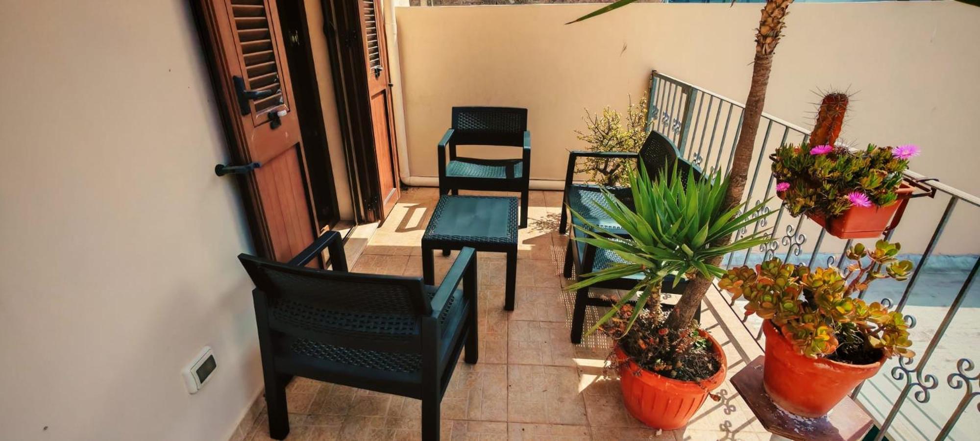Sette33- Appartamento Centrale, 2 Camere , Terrazzo , Ben Servito Alghero Kültér fotó